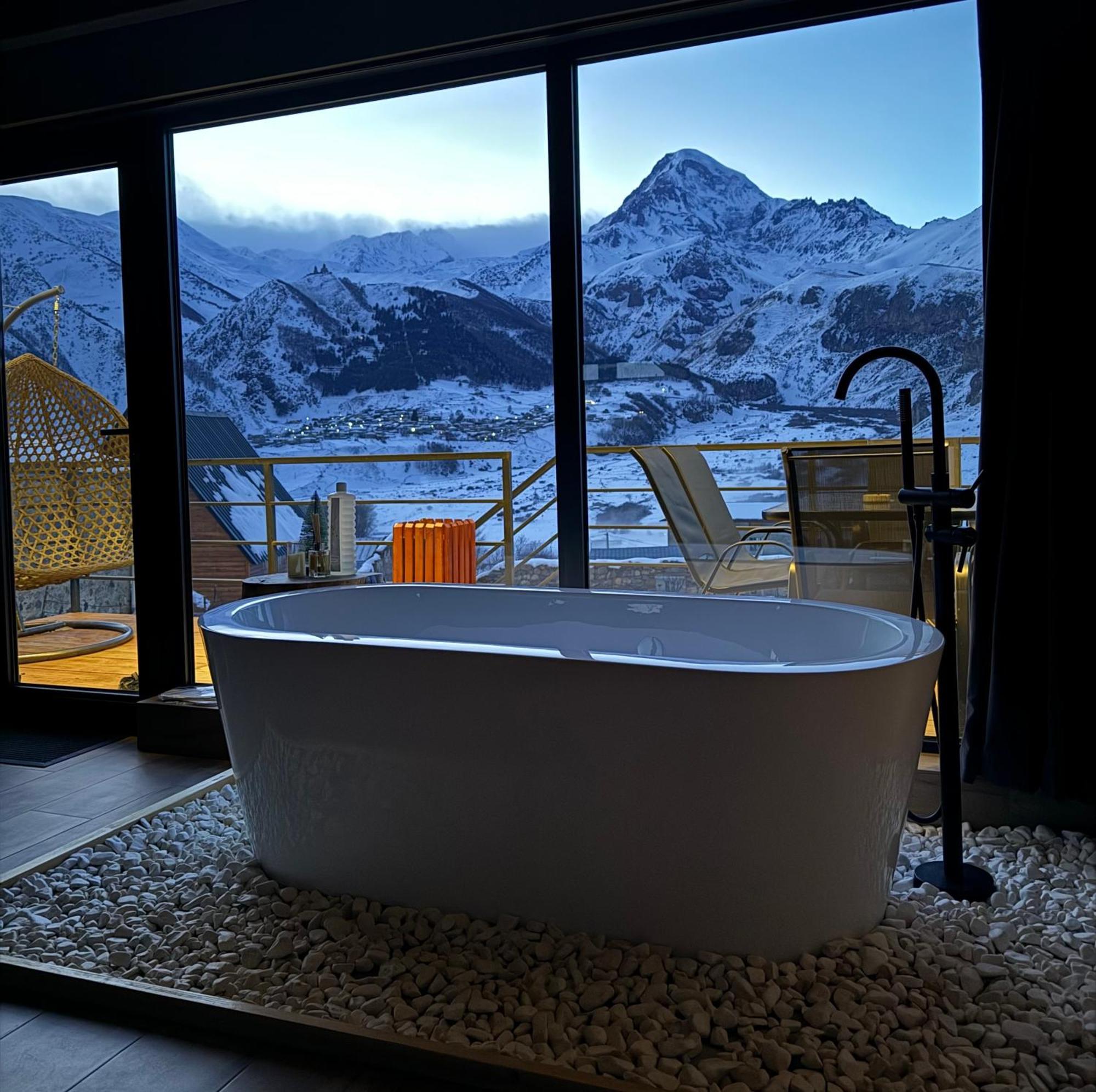 Kazbegi Story Villa Exterior photo
